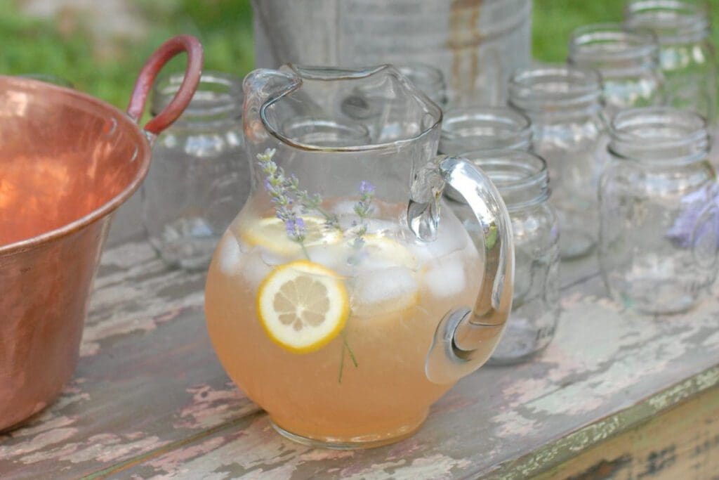 Lavender and Lemon 16oz Glass Cup