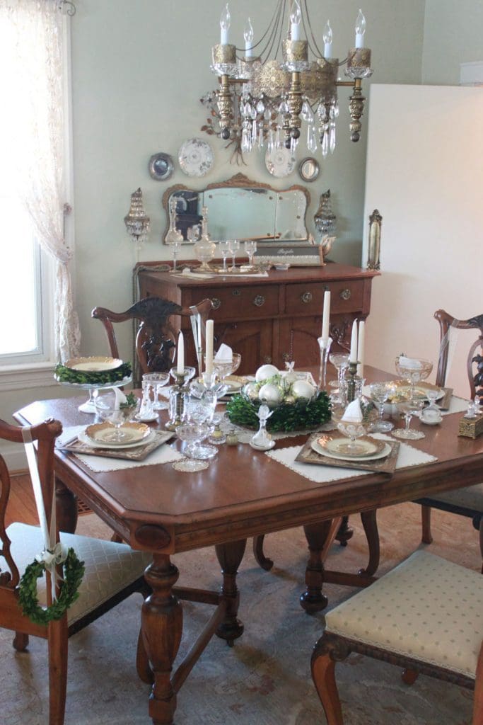 Dining Room Set For The Holidays