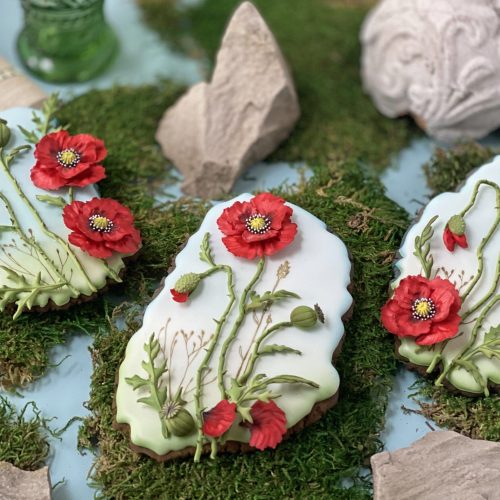 Poppy Cookie - Trio Horizontal More Sideways - 2-D Cookies Gallery