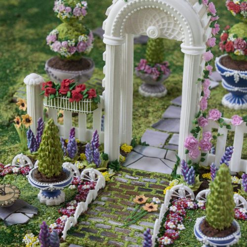 Rose Arbor - Full View Angled - Gallery - 3-D Cookies