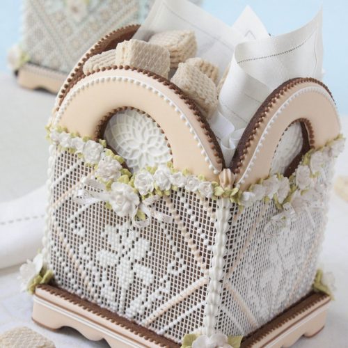 IMG_8194vertdarkblueback_good